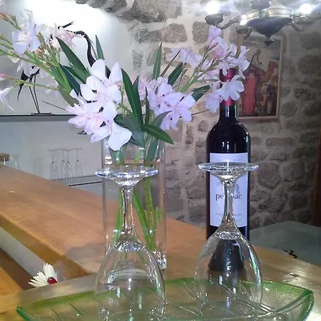 Hvar Architect's House * Pitve