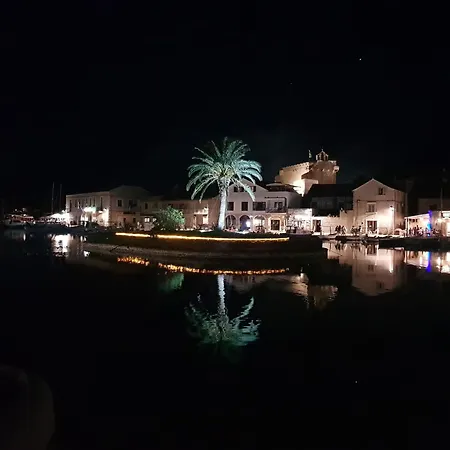 Сasa de vacaciones Hvar Architect's House