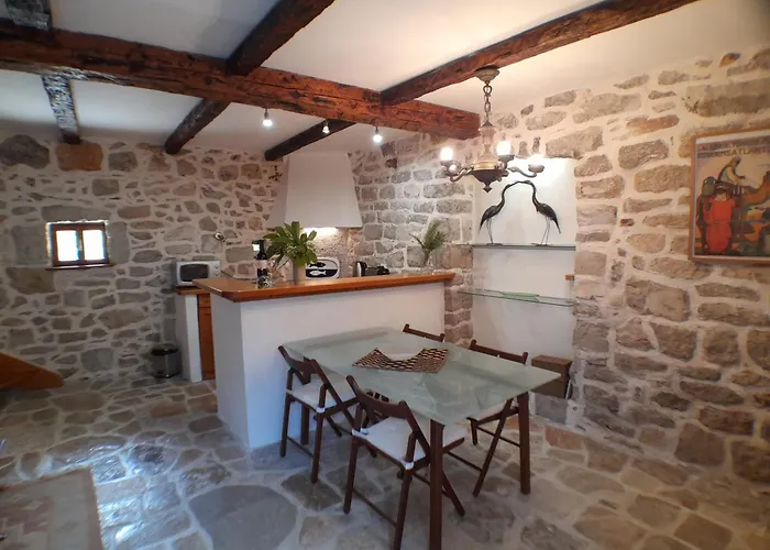 Semesterbostad Hvar Architect's House Pitve