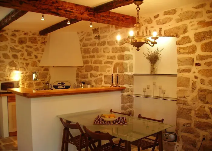 Semesterbostad Hvar Architect's House Pitve