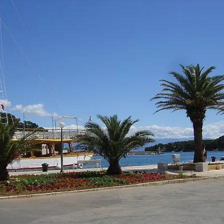 Hvar Architect's House * Pitve